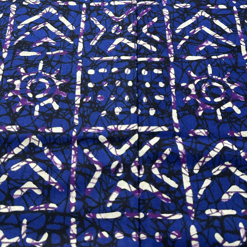 Blue and white geometric patterned fabric