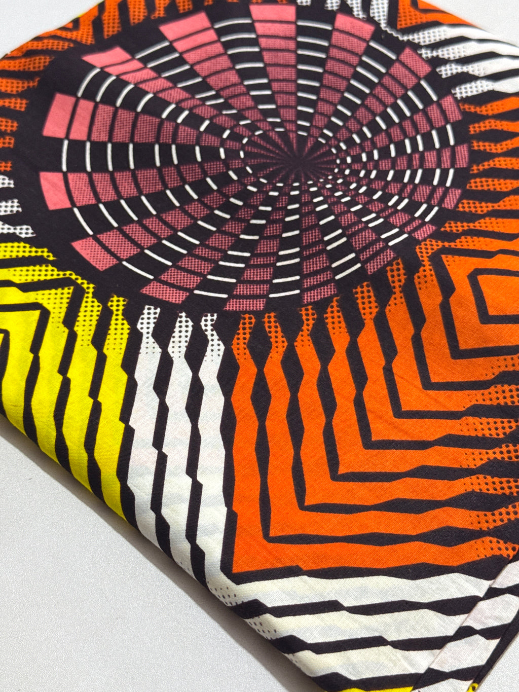 Dutchy Wax Design | W8100151 - 2 Yards