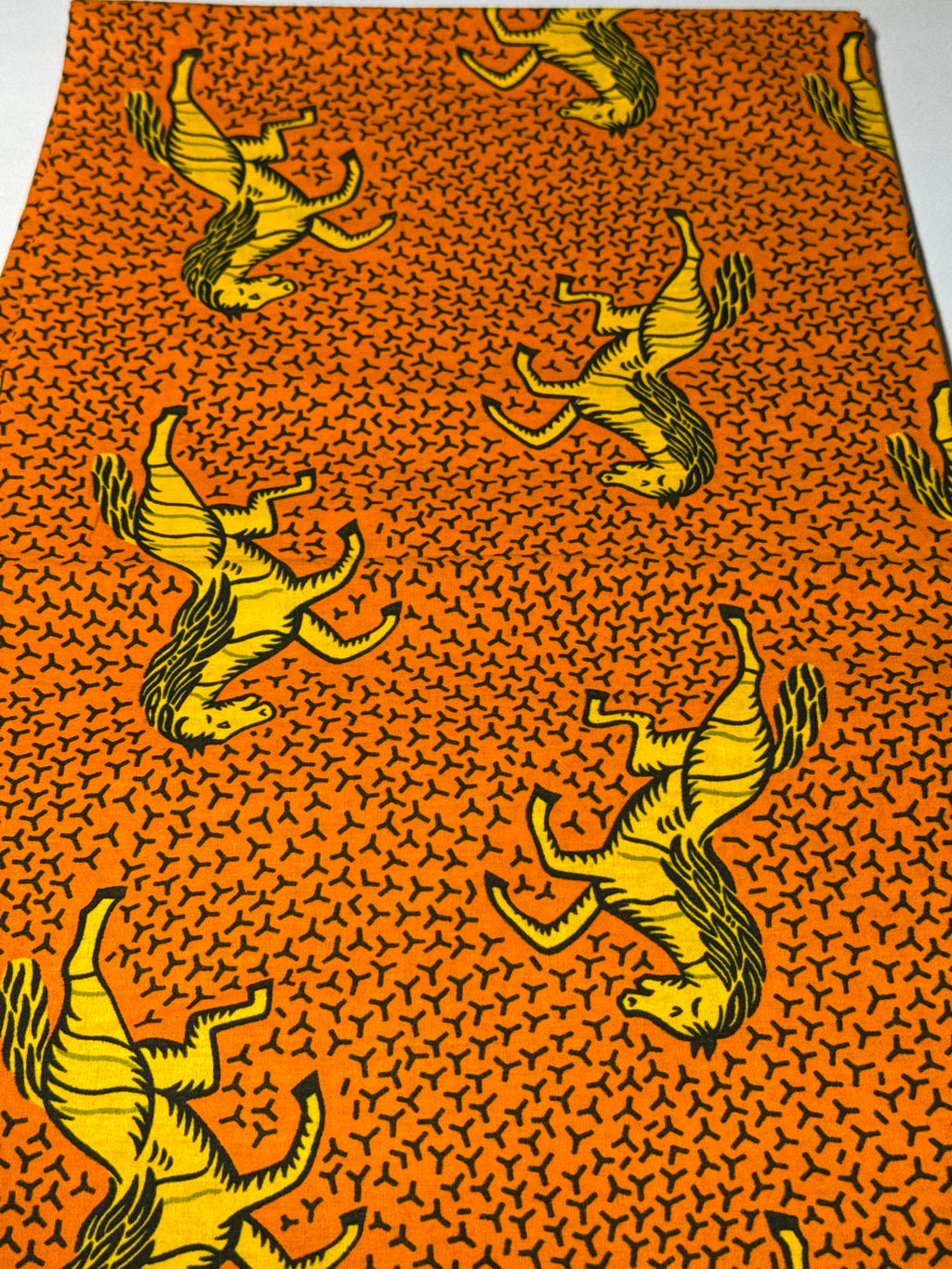 Wax Block Prints Hitarget | 317902 - 3 Yards