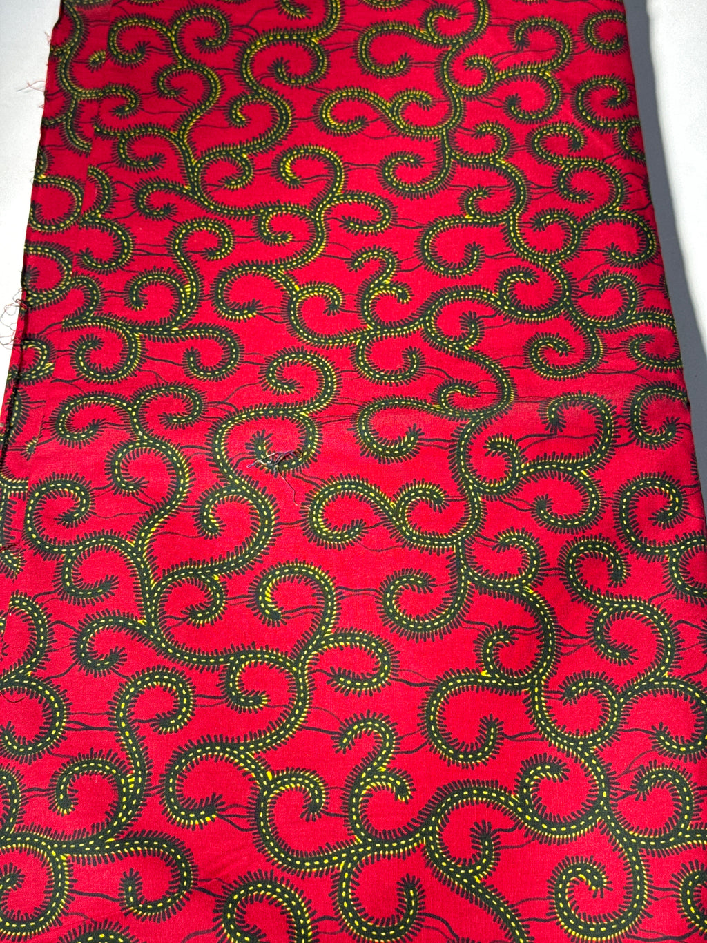 Wax Block Prints Hitarget | 92710 - sold by the yard