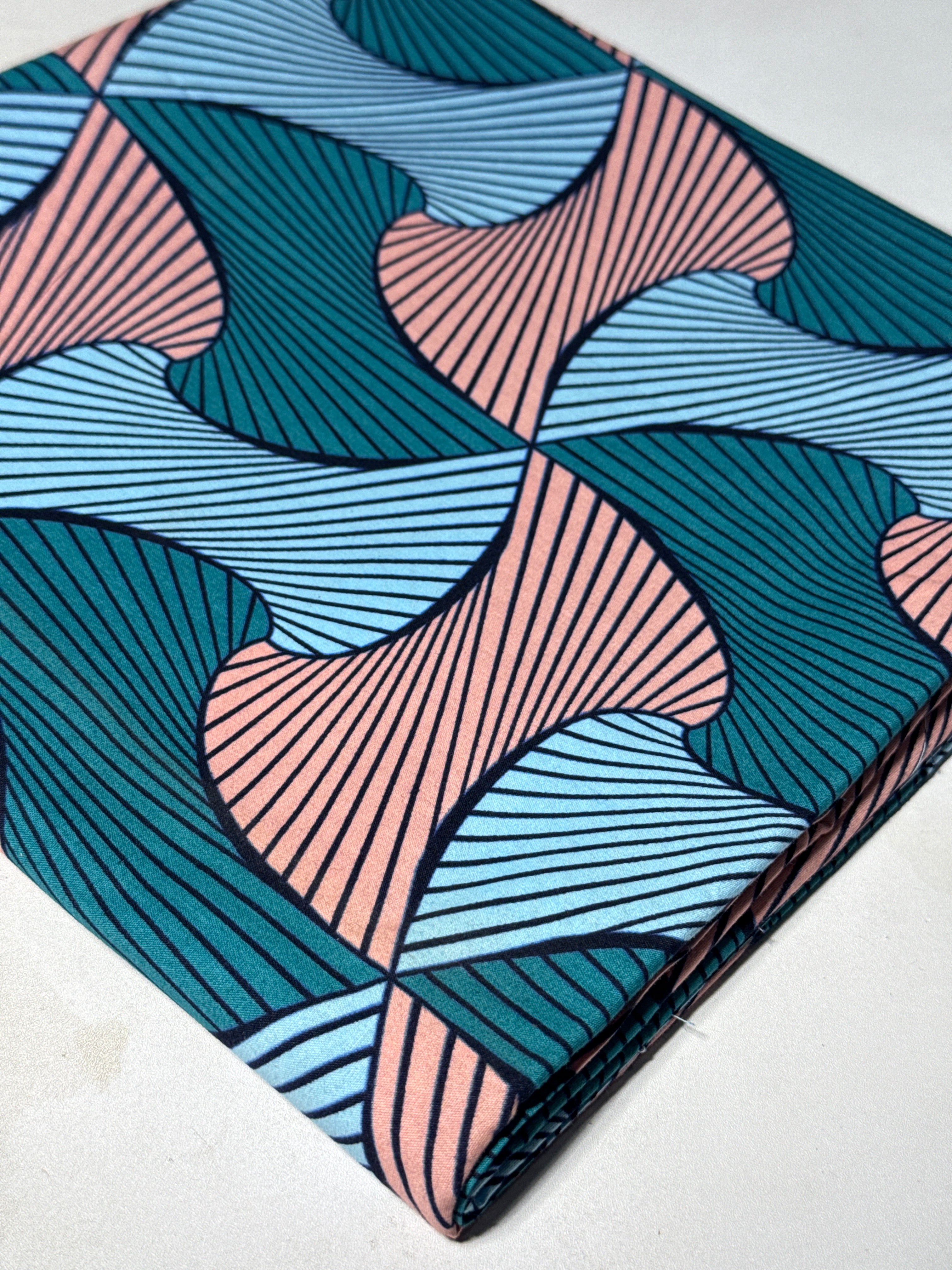 Wax Block Prints Hitarget Premium | 110109 - 3 Yards