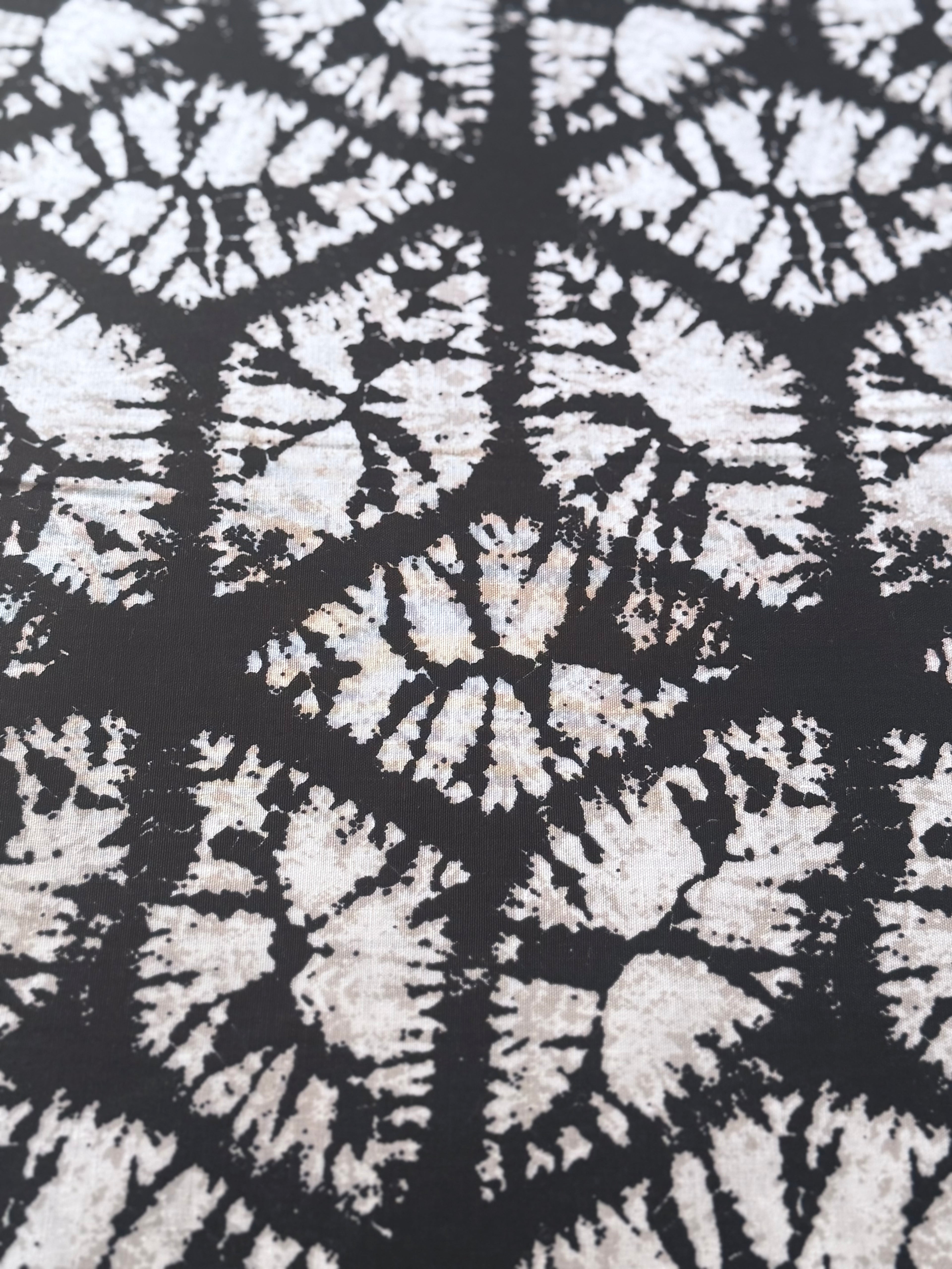 Le Noir 100% Cotton | Woodin Fabric sold by the yard