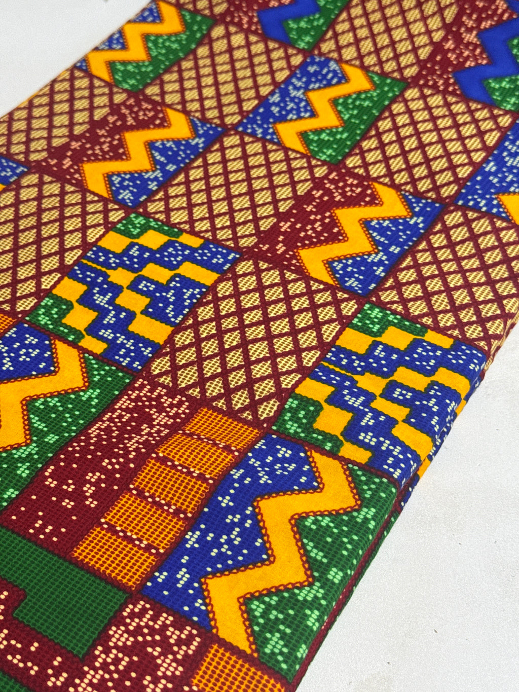 Veritable Wax Block Print Hitarget sold by the yard (3409923)
