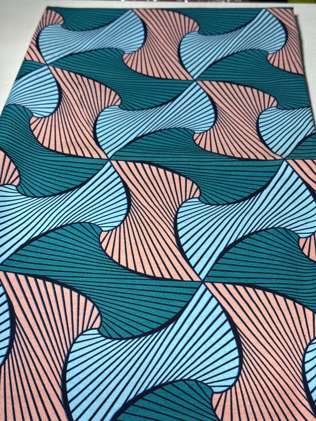 Wax Block Prints Hitarget Premium | 110109 - 3 Yards