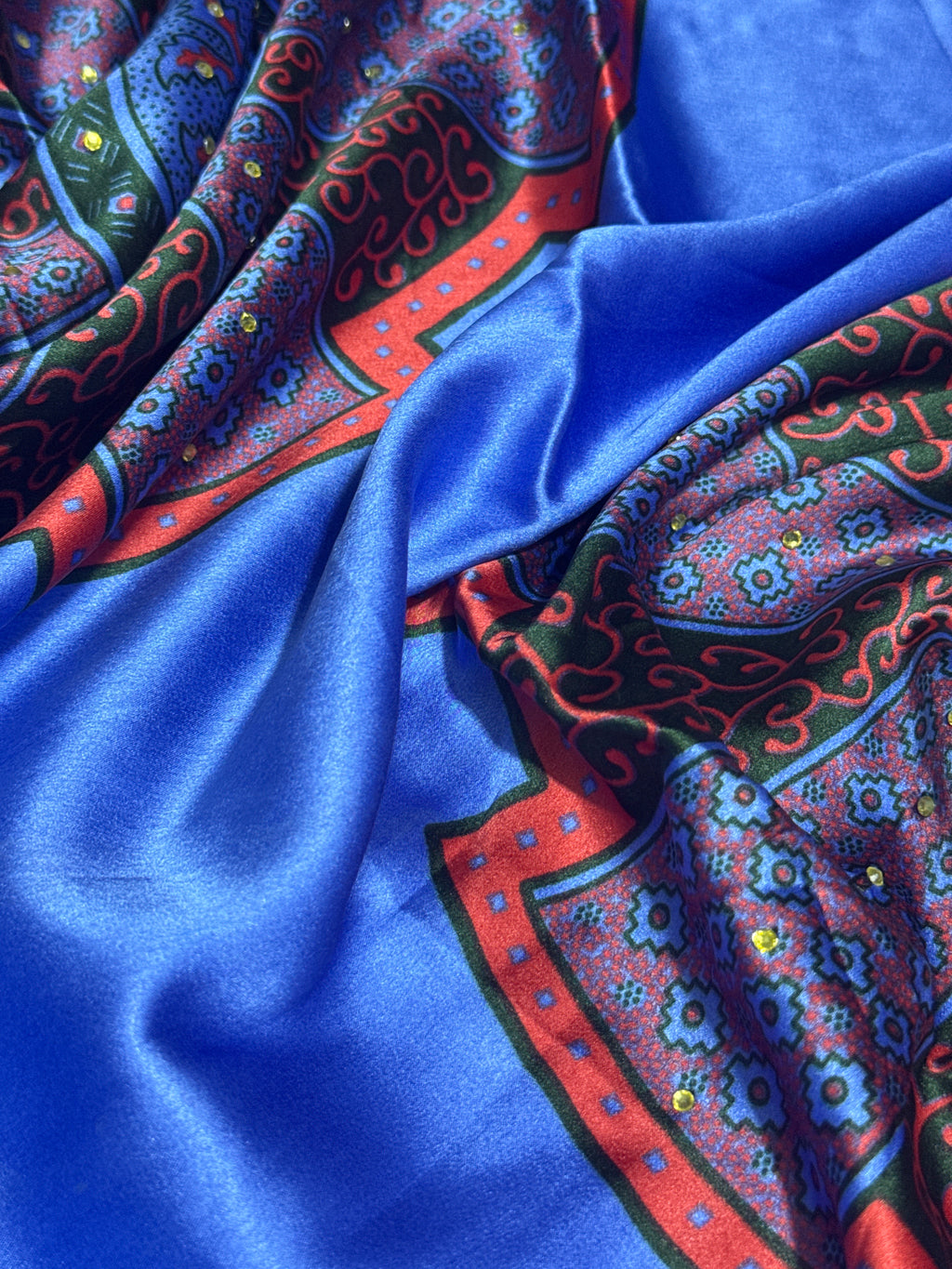 Silk & Chiffon Bundle – 4 Silk + 2 Yards Chiffon