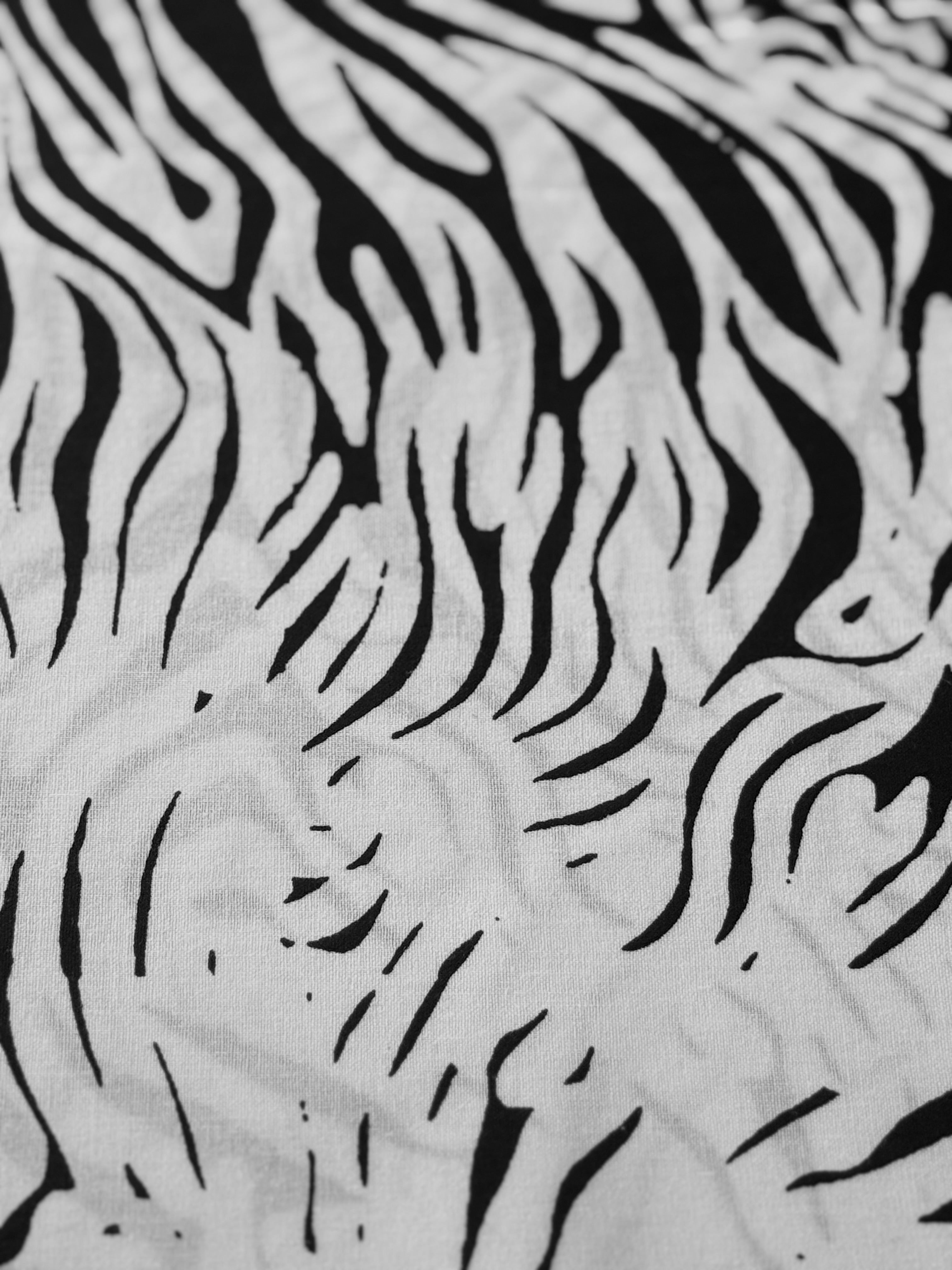 Afrik Woodin Black & White African Print – 100% Cotton sold by the yard
