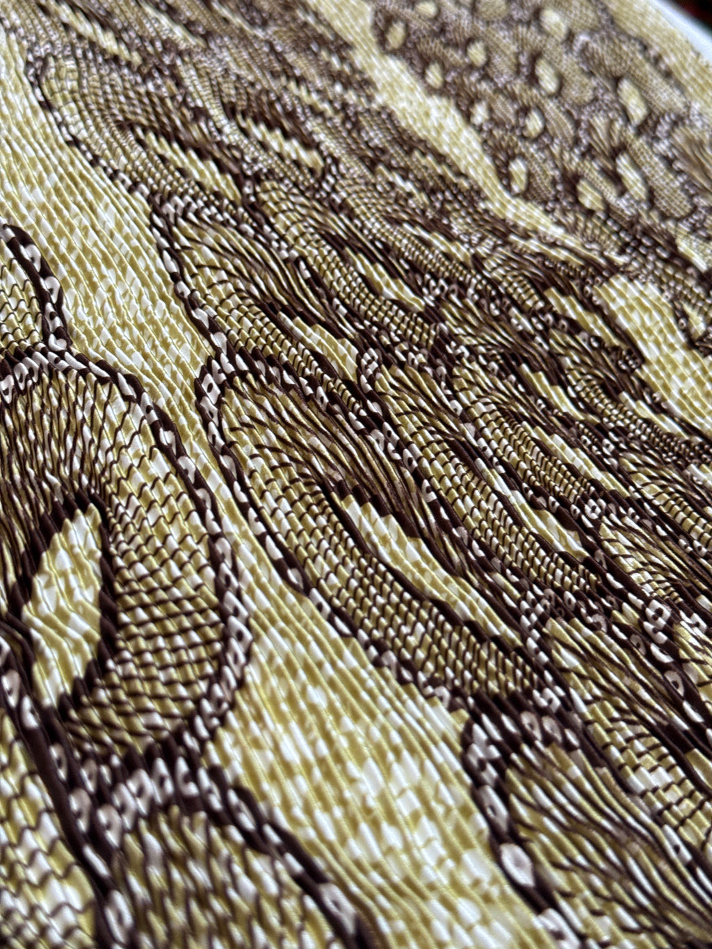 Wavelon Pleated Printed Silk & Chiffon Fabrics Combo